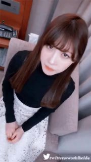 张馨予透视真实小姨子勾引姐夫，中途姐姐回来了（完整版49分钟已上传简届免费看）
